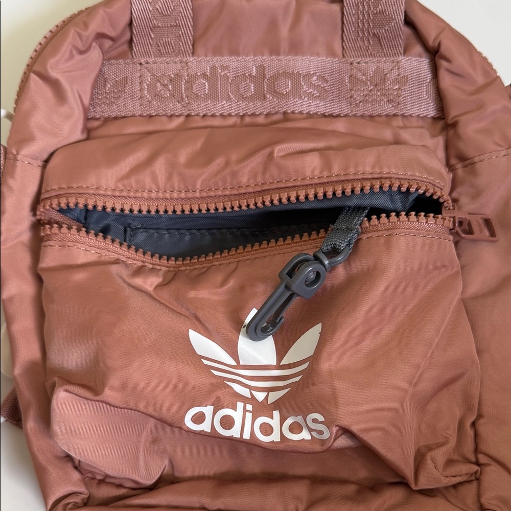 Adidas Rise Multiuse Bag - Picture 5 of 6